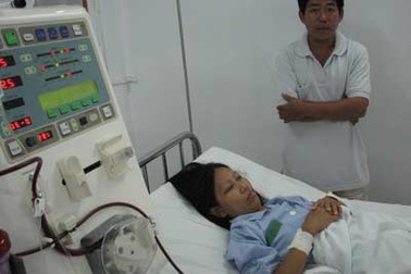 Đình chỉ phẫu thuật viên cắt hết thận của bệnh nhân