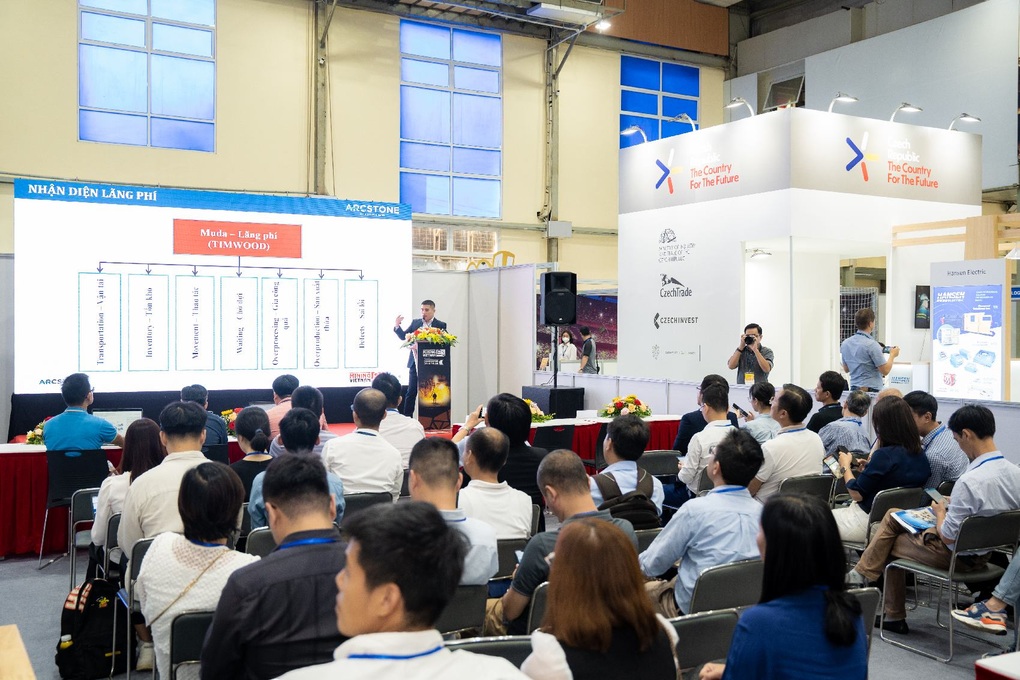 Hơn 200 doanh nghiệp từ 17 quốc gia và vùng lãnh thổ tham dự Mining Vietnam 2024 - 4 Hơn 200 doanh nghiệp từ 17 quốc gia và vùng lãnh thổ tham dự Mining Vietnam 2024 - 4