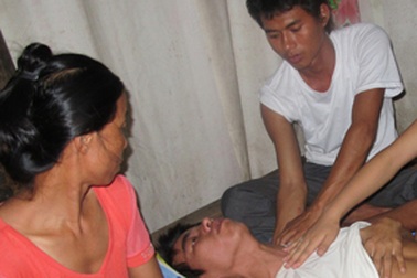 Chàng trai mang bệnh hiểm nghèo dưới chân núi Nguộc 