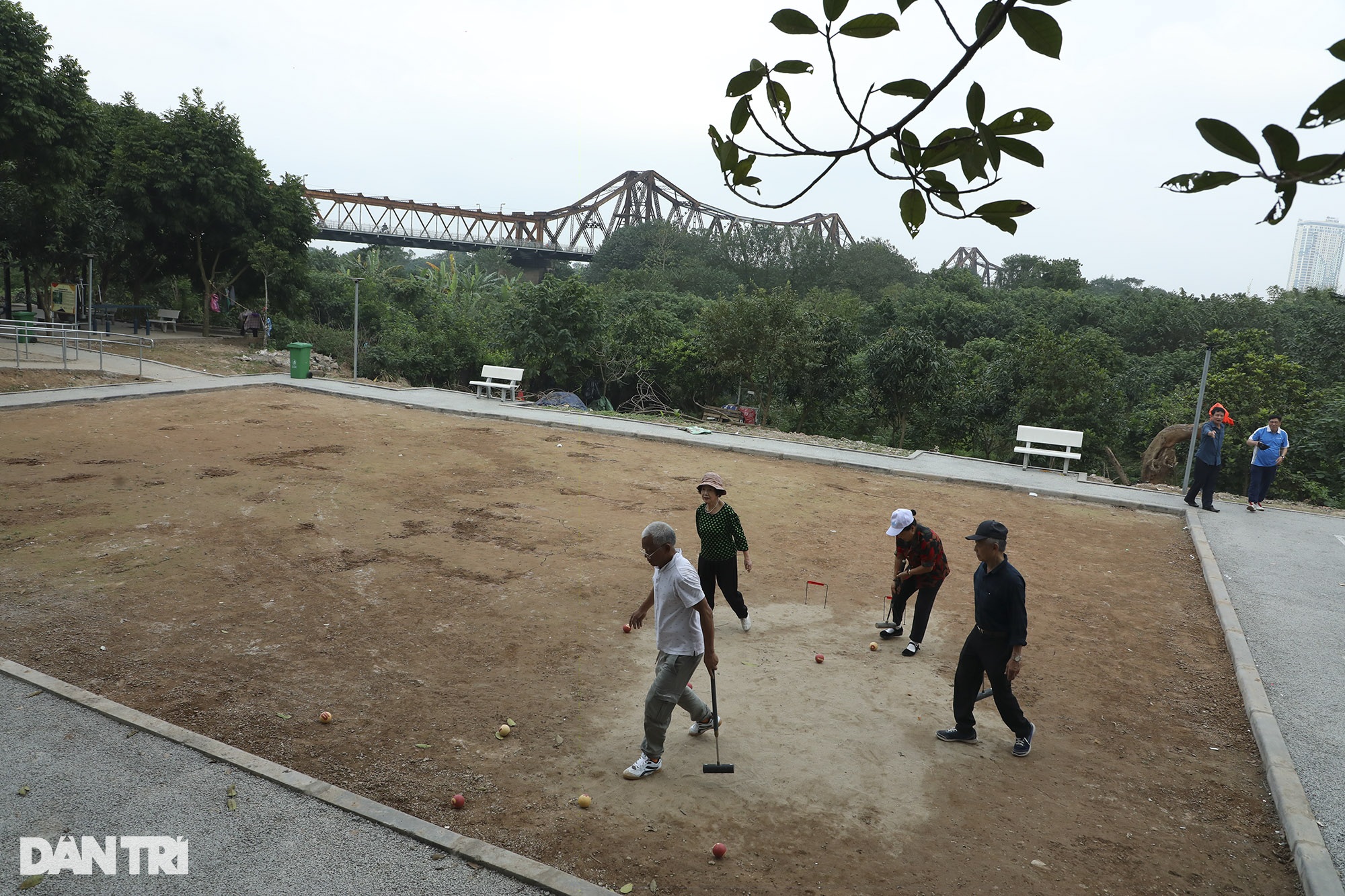 Những công viên cải tạo môi trường sống ven sông Hồng - 7