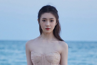 "Nàng thơ" sinh năm 2000 của Trương Nghệ Mưu dính scandal đầu tiên