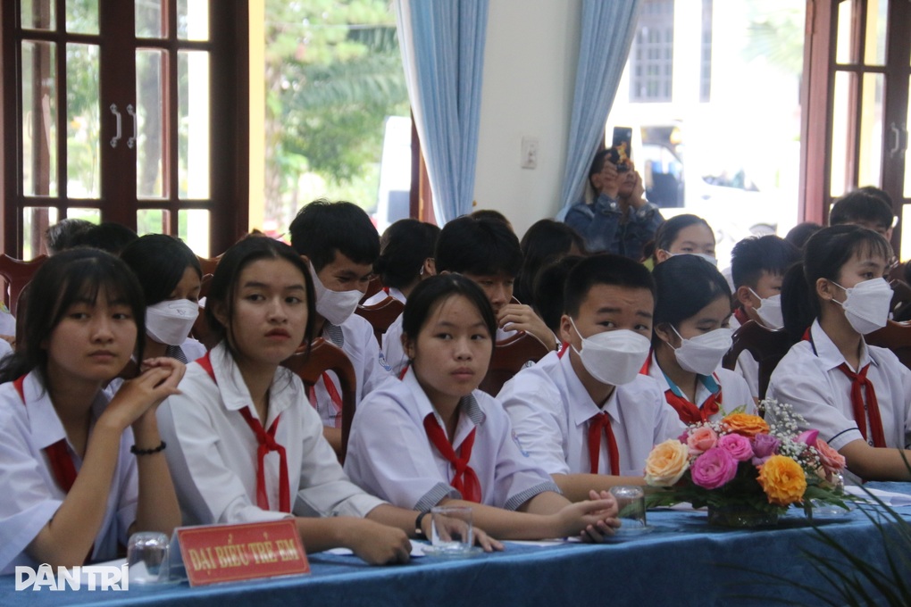 Đau xót chuyện người mẹ tiếp tay để chồng mới xâm hại con riêng - 3 Đau xót chuyện người mẹ tiếp tay để chồng mới xâm hại con riêng - 3