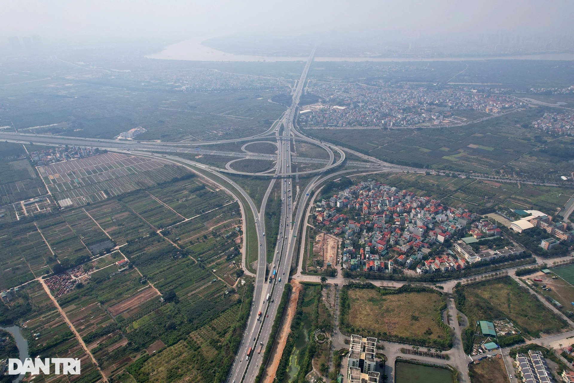 Choáng ngợp những nút giao thông hiện đại nhất Hà Nội - 5 Choáng ngợp những nút giao thông hiện đại nhất Hà Nội - 5