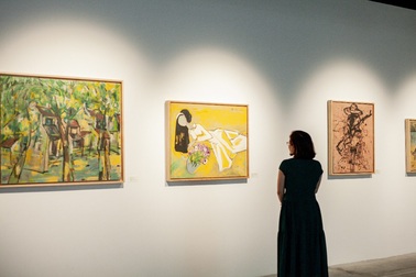 NSƯT Thanh Lam: “Tranh của họa sĩ Phạm Lực gợi cho tôi ký ức về ba”