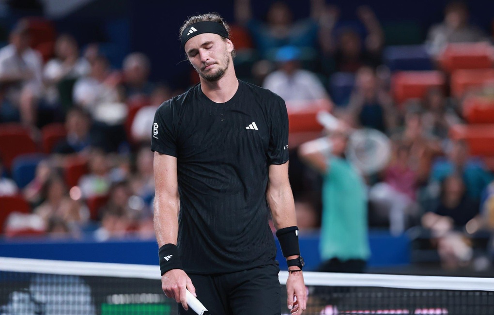 Zverev ដើរតាម Sinner ដើម្បីចាកចេញពី Shanghai Masters - ១ Zverev nối gót Sinner rời Thượng Hải Masters - 1