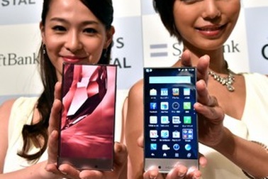 Sharp bất ngờ giới thiệu màn hình smartphone độ phân giải 4K