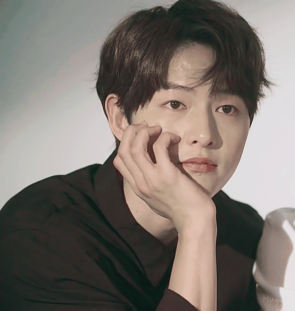 Song Joong Ki sống thế nào sau khi ly hôn Song Hye Kyo? - 3 Song Joong Ki sống thế nào sau khi ly hôn Song Hye Kyo? - 3