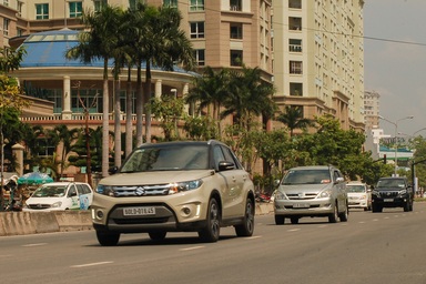 Suzuki Vitara 2015 - Đậm chất phong cách