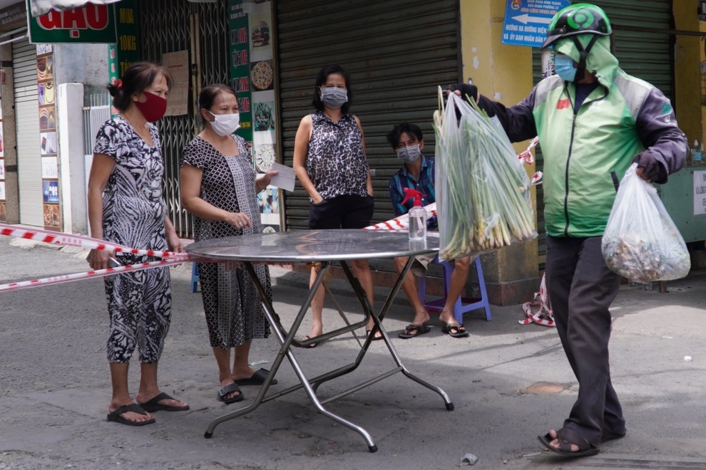 TPHCM: Đơn chưa đến 2 km, phí ship gần 50.000 đồng vẫn không có tài xế - 2