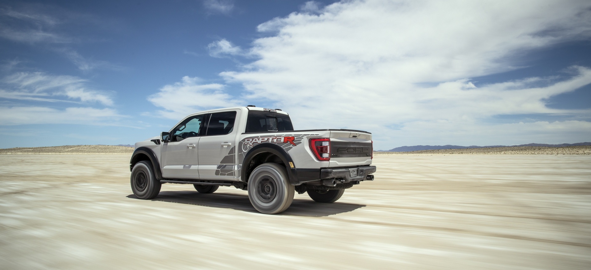 Can You Get Long Box Raptor R Siêu bán tải F-150 Raptor R ra mắt, sở hữu công suất 700 mã lực | Báo ...