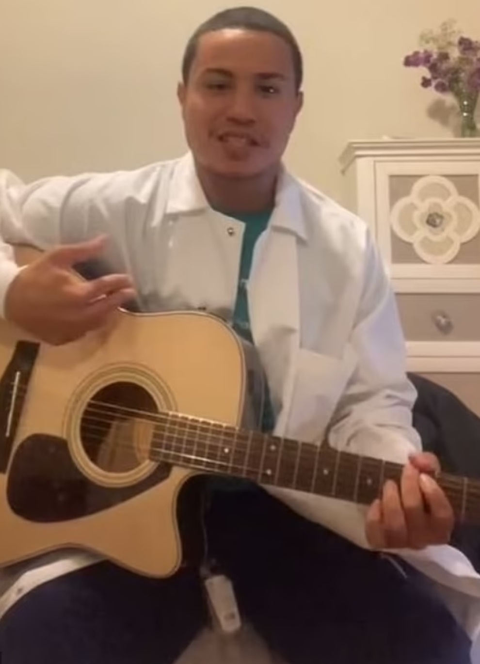 Anh thanh niên bất hảo làm lại cuộc đời nhờ... mạng xã hội - 3 Anh thanh niên bất hảo làm lại cuộc đời nhờ... mạng xã hội - 3