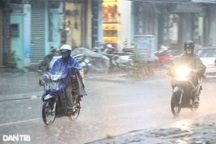 Dự báo thời tiết ngày 6/7: Mưa dông trở lại nhiều nơi ở miền Bắc