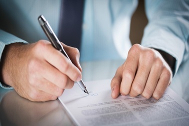 Tuyển dụng lại nhân viên cũ, ký hợp đồng lao động thế nào?