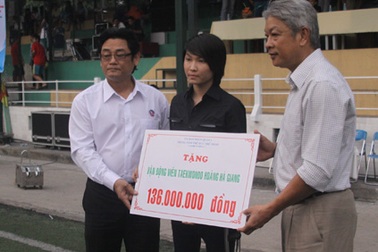 Hoàng Hà Giang được quyên góp 136 triệu đồng hỗ trợ khó khăn