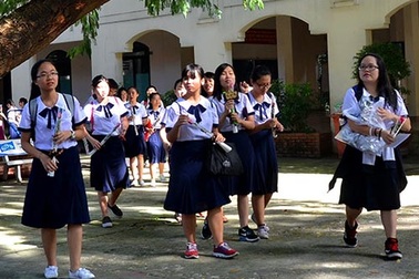 Khó với tới trường tiên tiến!