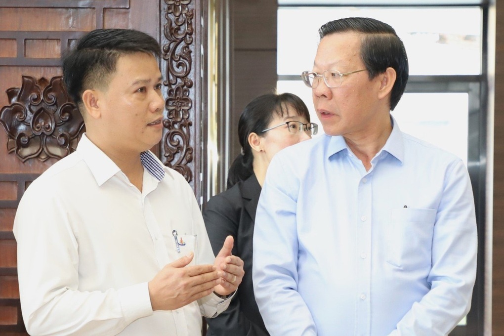 Lãnh đạo TPHCM dự lễ an vị Phòng tưởng niệm Chủ tịch Tôn Đức Thắng - 1 Lãnh đạo TPHCM dự lễ an vị Phòng tưởng niệm Chủ tịch Tôn Đức Thắng - 1