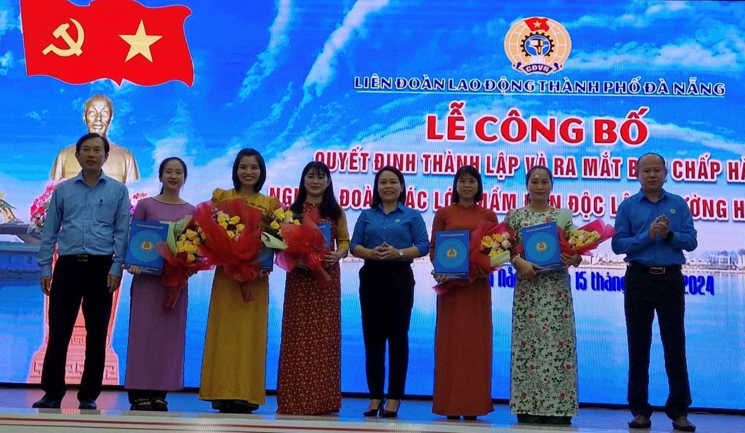 anh 1.jpg anh 1.jpg