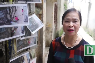 Ngõ nhỏ Hà Nội treo ảnh người đổ rác trộm chống "rác tặc"