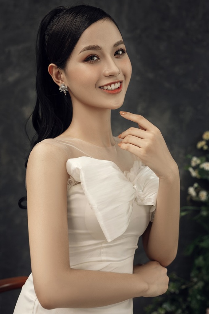 Đặng Trần Thuỷ Tiên (sinh năm 2000)