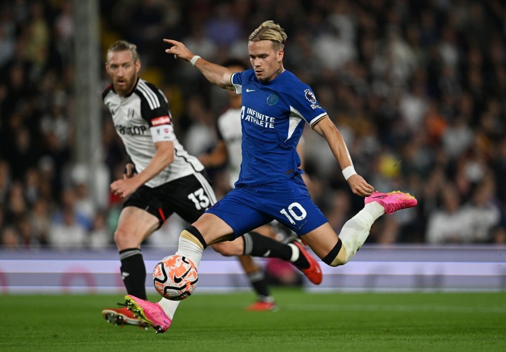 Mudryk tỏa sáng, Chelsea áp sát Man Utd - 1 Mudryk tỏa sáng, Chelsea áp sát Man Utd - 1