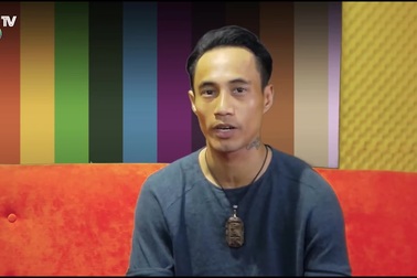 Lời xin lỗi gây tranh cãi của nam ca sĩ Phạm Anh Khoa