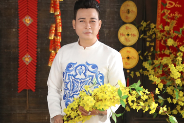 Ca sĩ Linh Nguyễn nợ nần vì bị hủy show ngày cận Tết