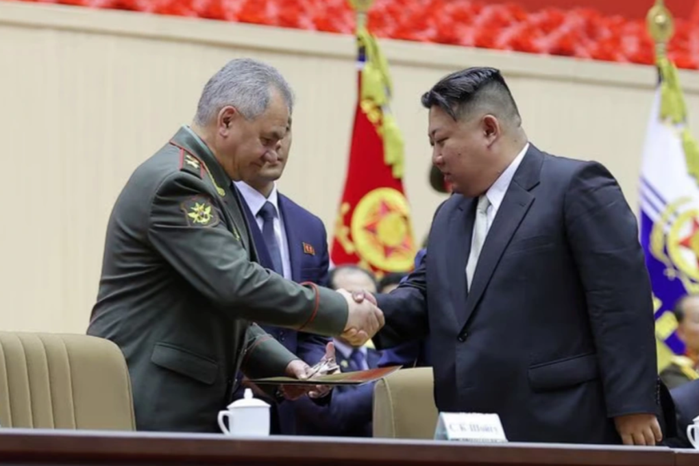 Yonhap: Nga đề xuất tập trận 3 bên với Trung Quốc, Triều Tiên - 1 Yonhap: Nga đề xuất tập trận 3 bên với Trung Quốc, Triều Tiên - 1