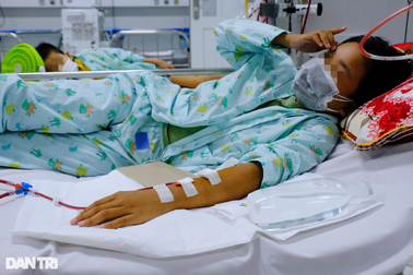 Quá tải chạy thận ở TPHCM: Bác sĩ bất lực, đau xót từ chối bệnh nhân