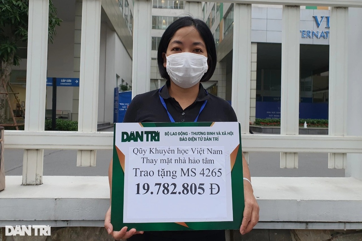 Bạn đọc Dân trí tiếp tục giúp đỡ cậu bé mắc u não gần 27 triệu đồng - 3 Bạn đọc Dân trí tiếp tục giúp đỡ cậu bé mắc u não gần 27 triệu đồng - 3