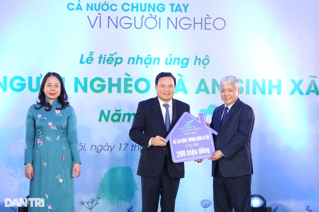 Cả nước chung tay vì người nghèo không chỉ là khẩu hiệu! - 4 Cả nước chung tay vì người nghèo không chỉ là khẩu hiệu! - 4