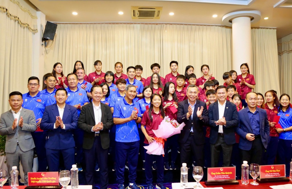 Bóng đá nam, nữ Việt Nam quyết chinh phục huy chương vàng SEA Games 33 - 2