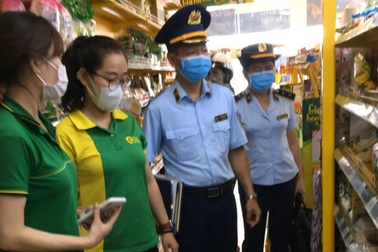 Xử lý cửa hàng Bách Hóa Xanh ở Đắk Lắk niêm yết một đằng bán giá một nẻo