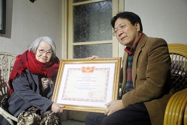 NSND Tuệ Minh - vợ cố nhà văn Nguyễn Đình Thi qua đời