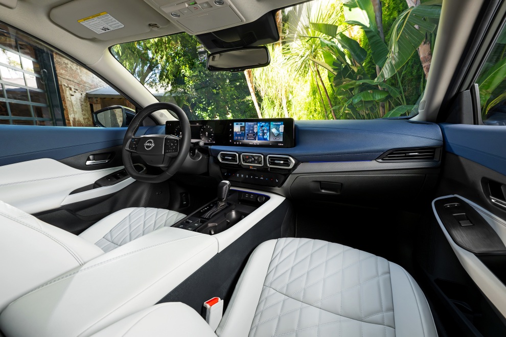 Nissan quyết “vượt khó”, nâng cấp mẫu sedan bán chạy đối đầu Corolla, Civic - 4 Nissan quyết “vượt khó”, nâng cấp mẫu sedan bán chạy đối đầu Corolla, Civic - 4