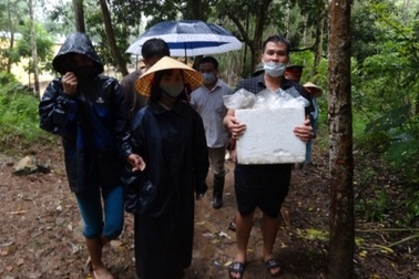 Vụ chôn thuốc trừ sâu: Dân bị "bỏ mặc" từ lâu