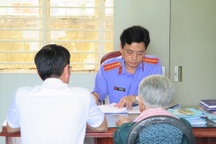 Viện KSND Tối cao làm việc với gia đình chịu oan sai suốt 40 năm