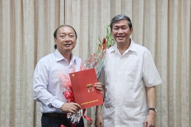 Bộ Chính trị điều động Ủy viên Trung ương Đảng