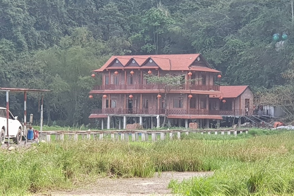 Cưỡng chế homestay xâm hại nghiêm trọng di sản Tràng An - 4 Cưỡng chế homestay xâm hại nghiêm trọng di sản Tràng An - 4