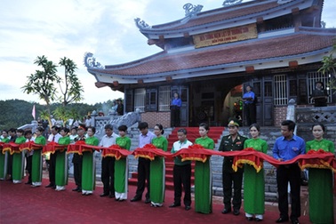 Vietcombank phối hợp tổ chức khánh thành Đền tưởng niệm liệt sĩ Trường Sơn