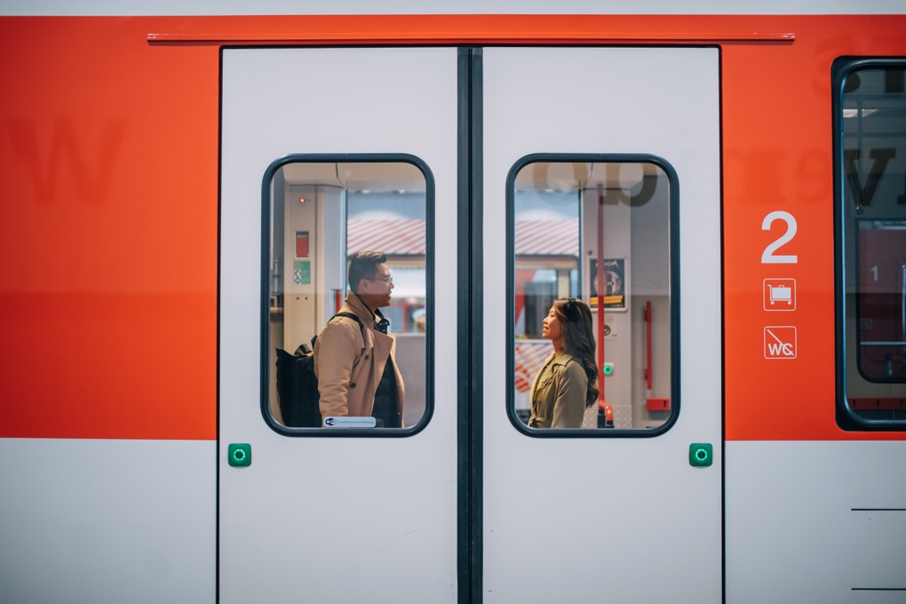 Cặp vợ chồng gốc Việt chi 100 triệu đồng nghỉ trăng mật ở Pháp và Thụy Sĩ - 3