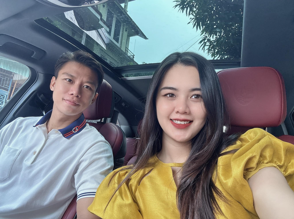 Sau 5 năm cưới cầu thủ Quế Ngọc Hải, hoa khôi Đại học Vinh giờ ra sao? - 2 Sau 5 năm cưới cầu thủ Quế Ngọc Hải, hoa khôi Đại học Vinh giờ ra sao? - 2