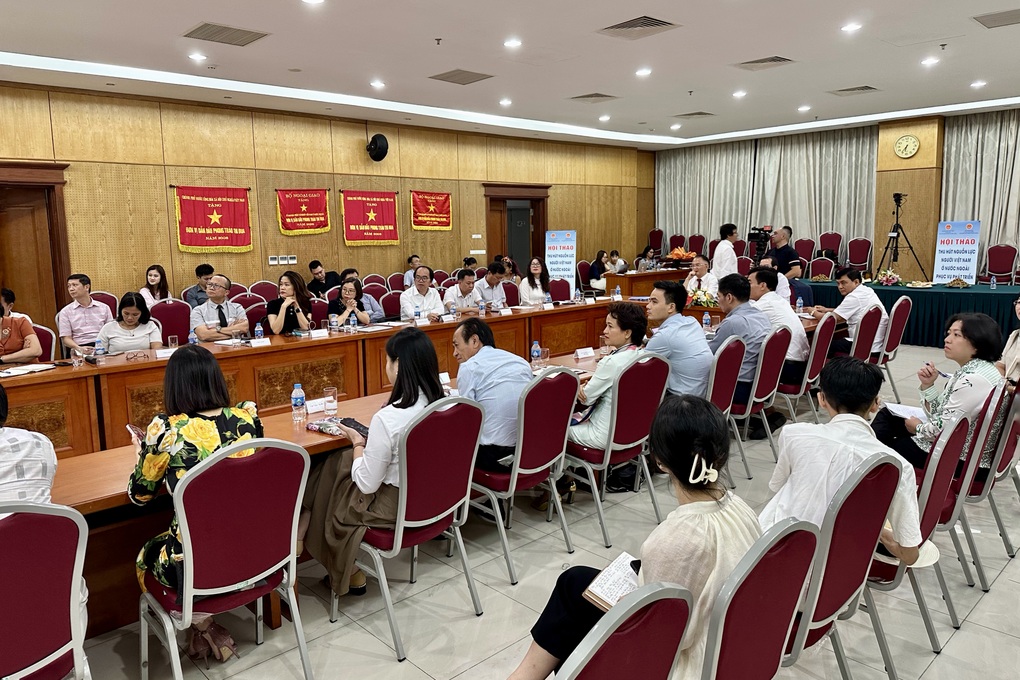Kiều bào Việt về nước chỉ cần ăn bát phở, chụp bức ảnh đã thấy hạnh phúc - 1 Kiều bào Việt về nước chỉ cần ăn bát phở, chụp bức ảnh đã thấy hạnh phúc - 1