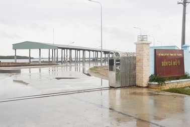 Tạm bàn giao bến cá gần 50 tỷ từng khiến người dân thất vọng tại Sóc Trăng