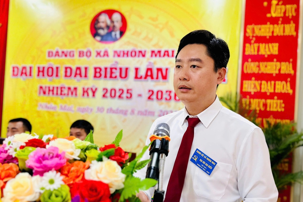 Đại hội Đảng bộ ở xã vừa liên tiếp trải qua thiên tai - 1 Đại hội Đảng bộ ở xã vừa liên tiếp trải qua thiên tai - 1