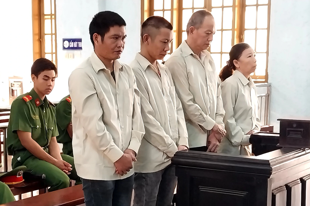 Bốn đối tượng tổ chức cho người khác trốn đi nước ngoài lĩnh 18 năm tù - 1 Bốn đối tượng tổ chức cho người khác trốn đi nước ngoài lĩnh 18 năm tù - 1