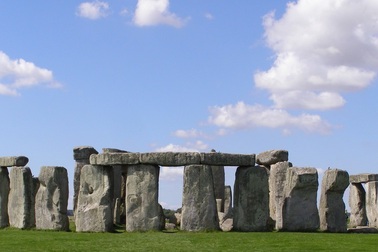 Bí mật bên dưới bãi đá Stonehenge 5.000 năm tuổi