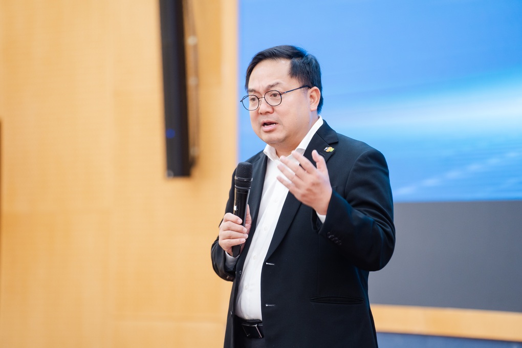 Bình dân học vụ số cho người dân trong kỷ nguyên AI - 1 Bình dân học vụ số cho người dân trong kỷ nguyên AI - 1