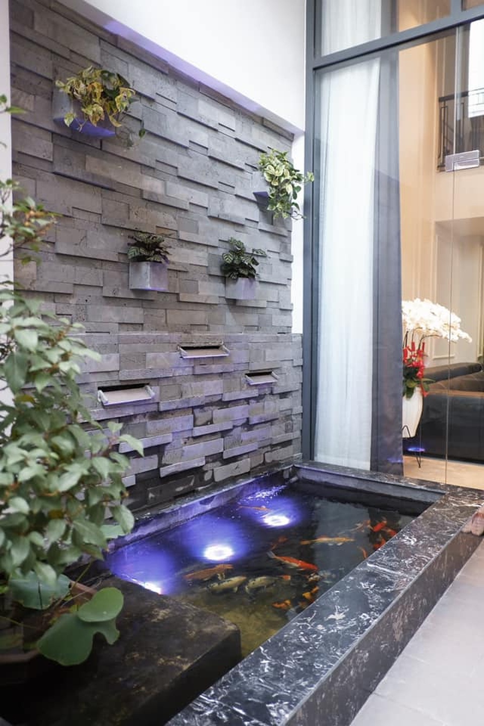 Bảo Anh xây nhà sang trọng ngay trung tâm thành phố tặng mẹ - 2