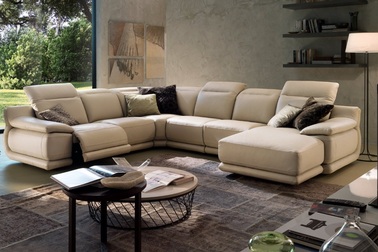 Choáng ngợp trước ngôi nhà mang đậm phong cách Italia trong lòng hội chợ Vietbuild 2018