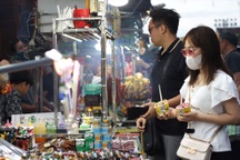 Quán ăn đường phố Hội An như thế nào sau vụ ngộ độc bánh mì Phượng?